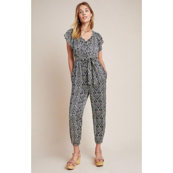 Anthropologie Womens 8 Zadie Satin Tie Waist Jumpsuit Short‎ Sleeve Pockets - Picture 1 of 16